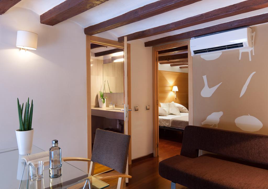Apartamentos La Casa De Les Lletres Barcelona Bilik gambar