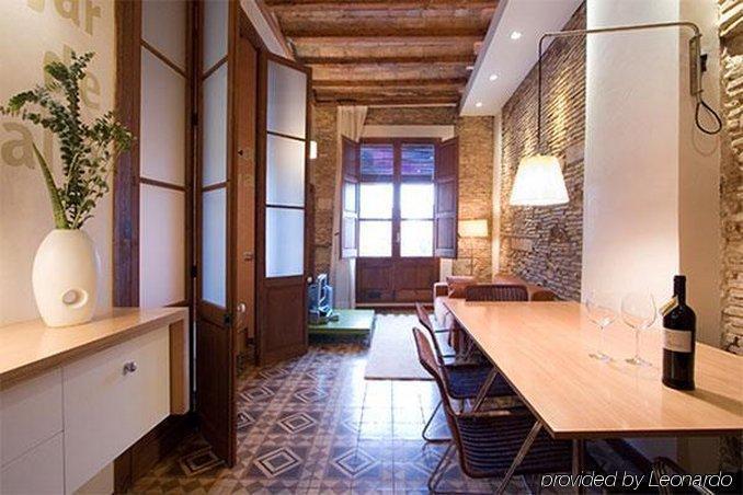 Apartamentos La Casa De Les Lletres Barcelona Dalaman gambar